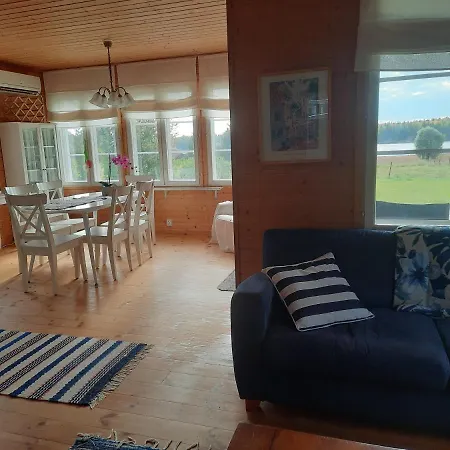 Tiira With Sauna House Alpehytte Ekenas
