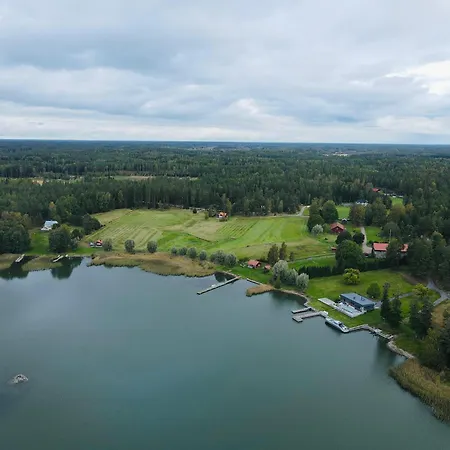 Tiira With Sauna House Chalet