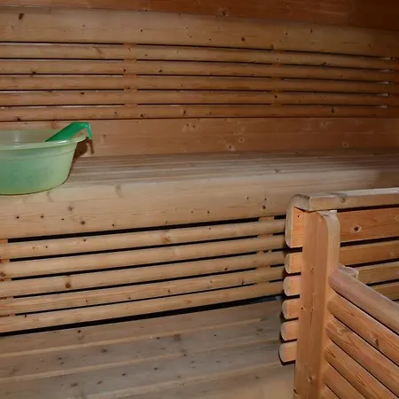 Tiira With Sauna House