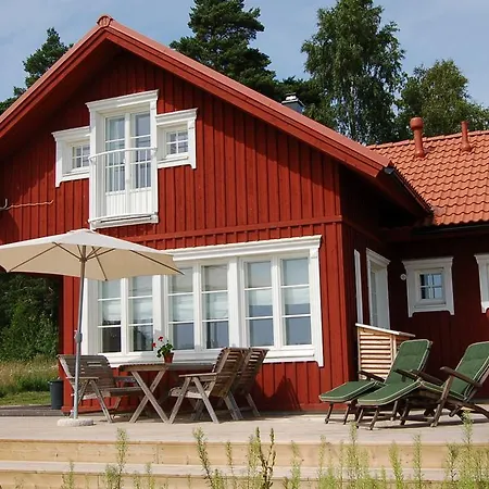 Tiira With Sauna House Alpehytte Ekenas